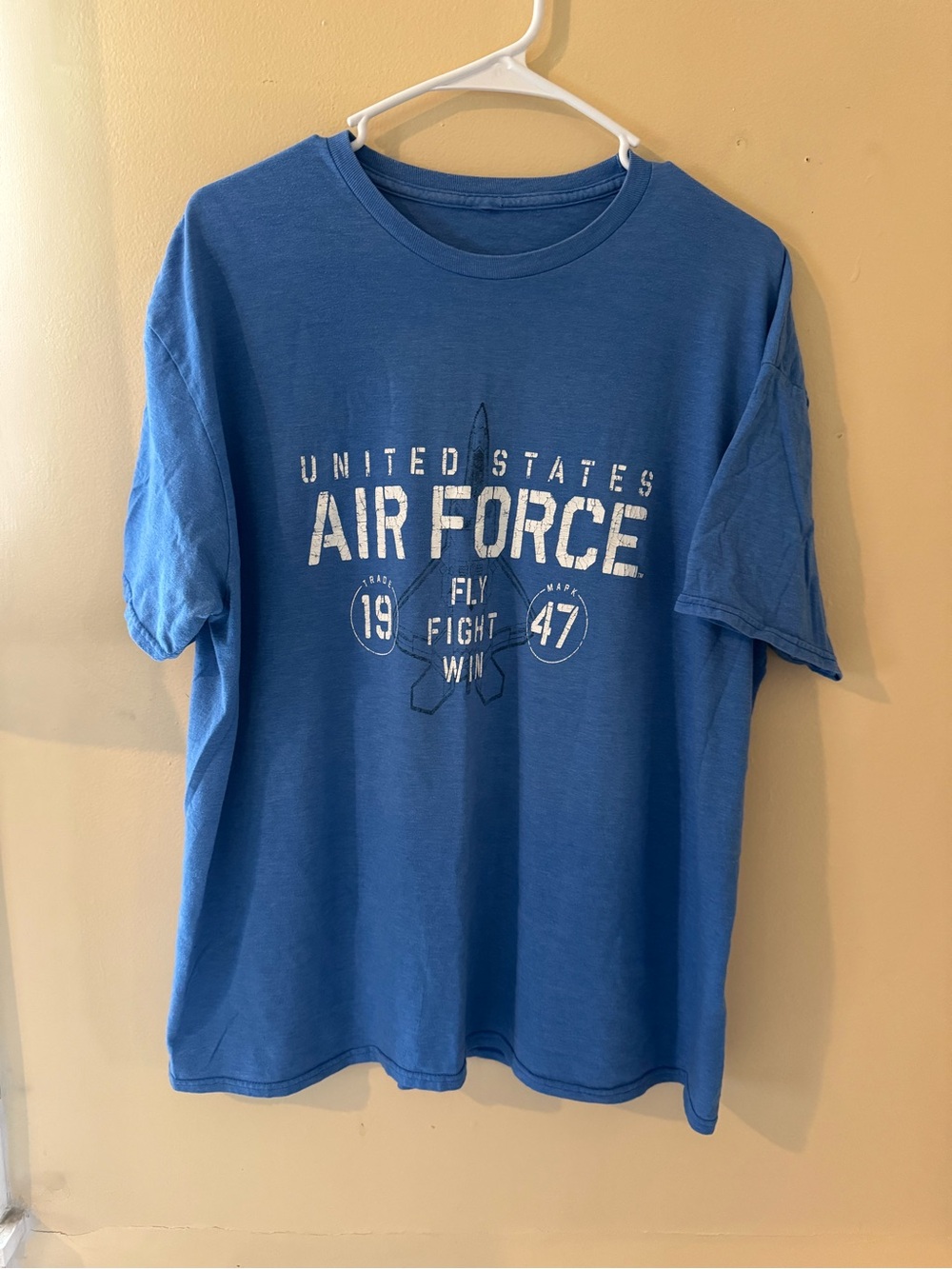 🎄5 for $20 Vintage-Style United States Air Force Graphic T-Shirt Blue Size Large